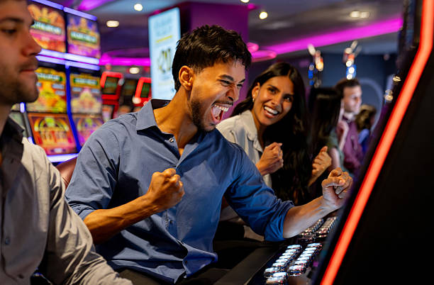 jackpot toto platform interface on mobile and desktop