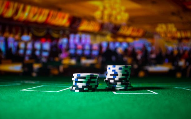 jackpot toto mobile app interface showing live football odds and casino games